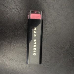 Max studio new π lipstick mauve